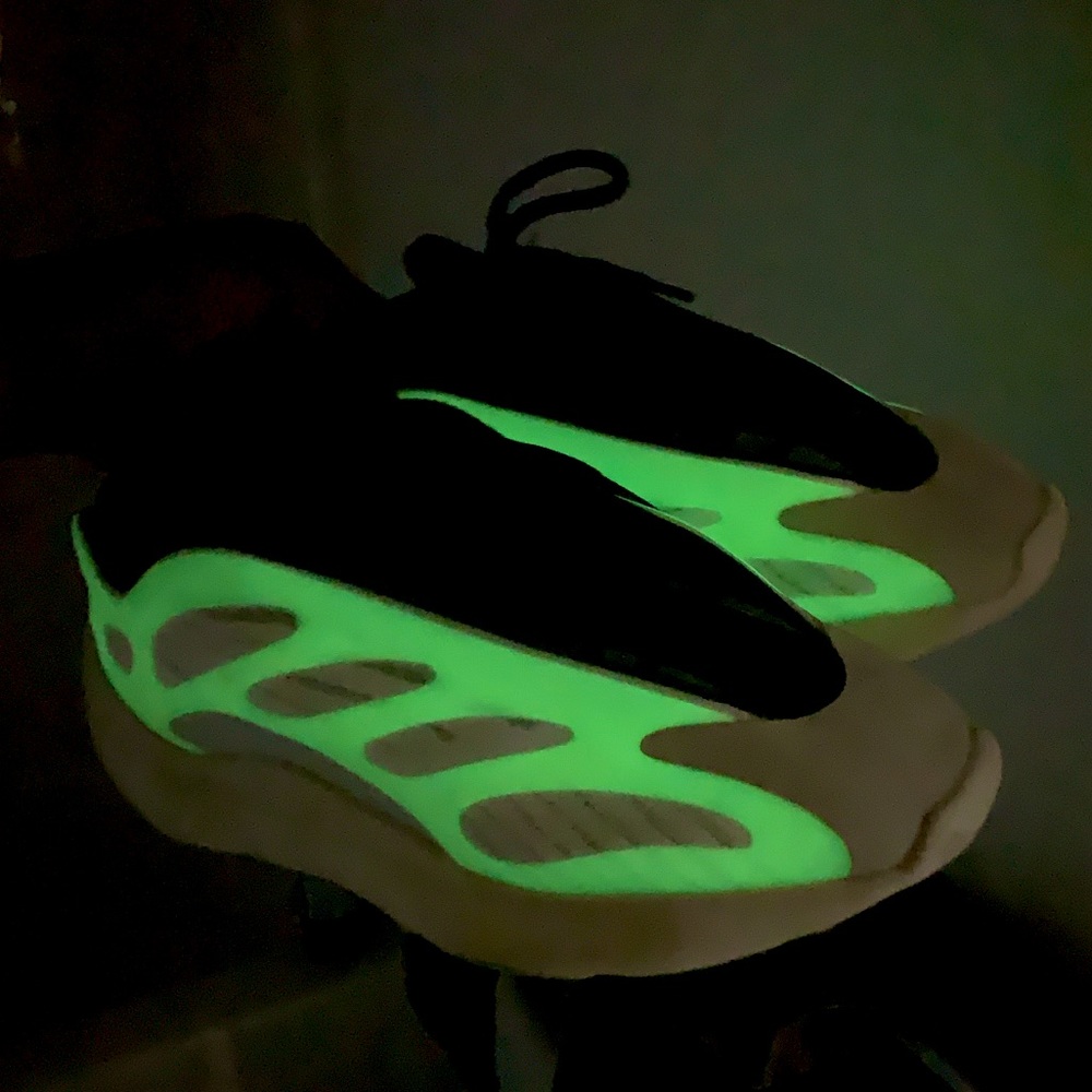 adidas Yeezy 700 V3 Azael SZ.11